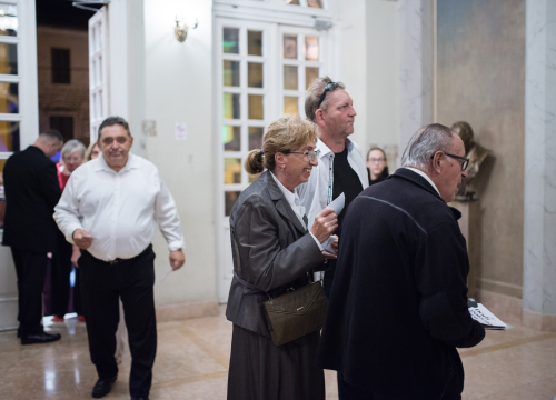 Fotografija 25 - Dođi gola na večeru: Nova predstava šibenskog kazališta humorom šamara gledatelje!