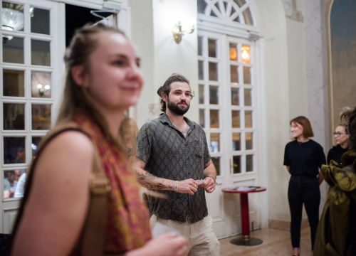 Fotografija 28 - Dođi gola na večeru: Nova predstava šibenskog kazališta humorom šamara gledatelje!