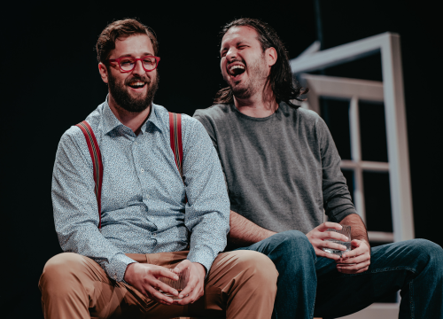 Fotografija 3 - Dođi gola na večeru: Nova predstava šibenskog kazališta humorom šamara gledatelje!