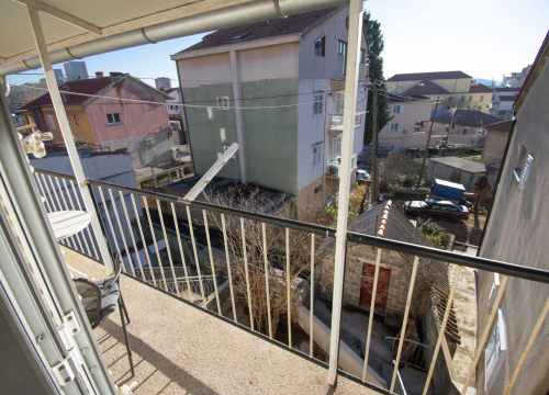 Fotografija 6 - Prodaje se prostran stan u centru grada s parkingom!