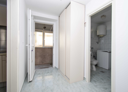 Fotografija 9 - Prodaje se prostran stan u centru grada s parkingom!