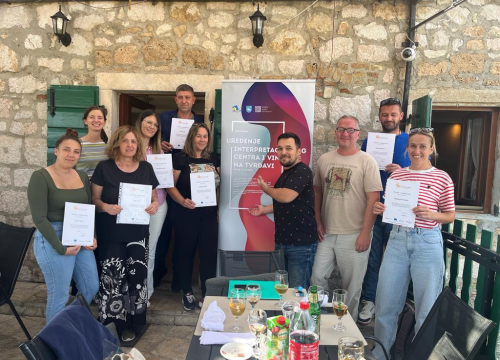 Devet polaznika steklo certifikat za vodiča interpretatora