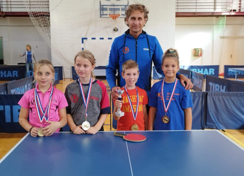 Odličan uspjeh mladih stolnoteniskih nada iz STK Šibenik na Pagu