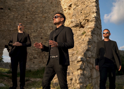 Novi album Branimira Bubice i Klape Sebenico najavljuje pjesma 'Pomišane karte'