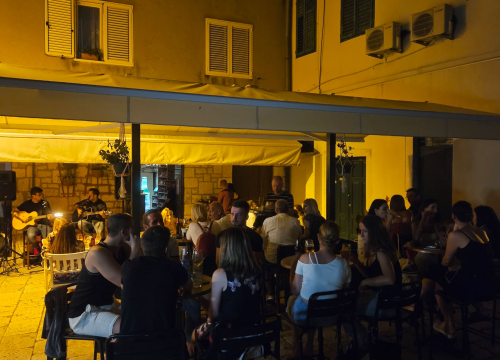 Fotografija 12 - Vintage Bar spremio je nezaboravan program za jesenske dane!