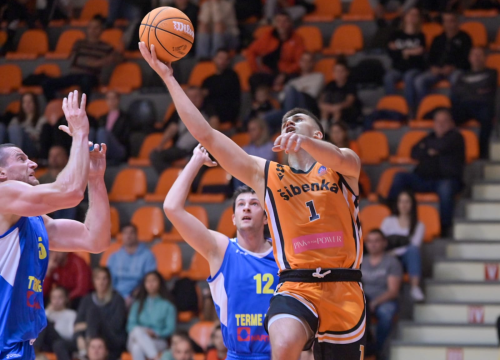 Šibenka iščupala pobjedu protiv Zaboka završnom serijom 11:0, problemi u napadu i obrani i dalje prisutni