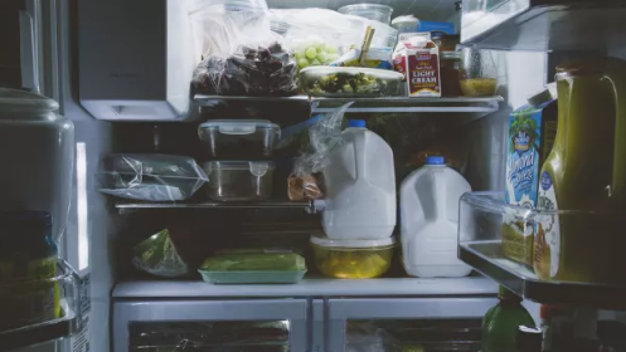 Na ovih 10 načina možete se riješiti neugodnih mirisa iz hladnjaka