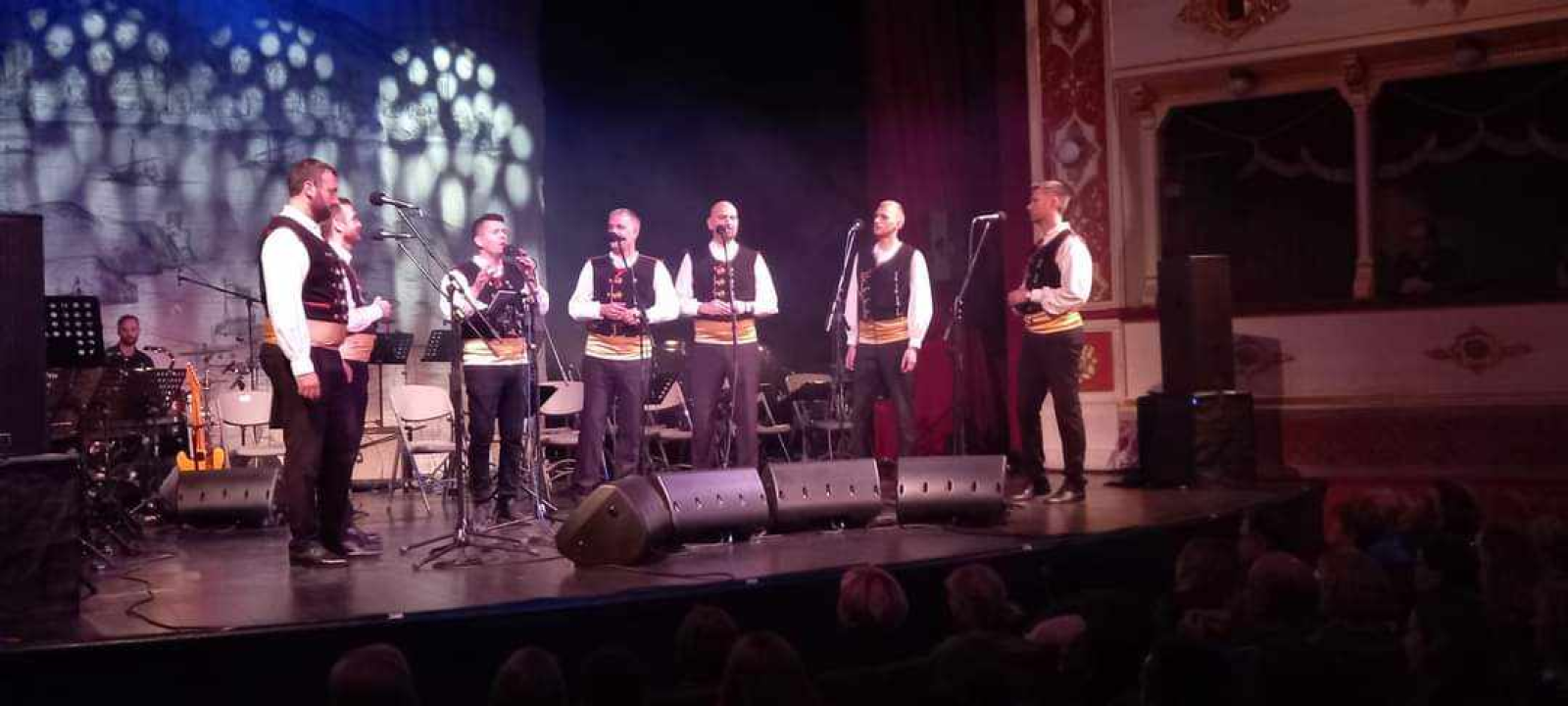 U šibenskom kazalištu održan koncert u spomen na Joška i Tonija: 'Tražila se karta više'