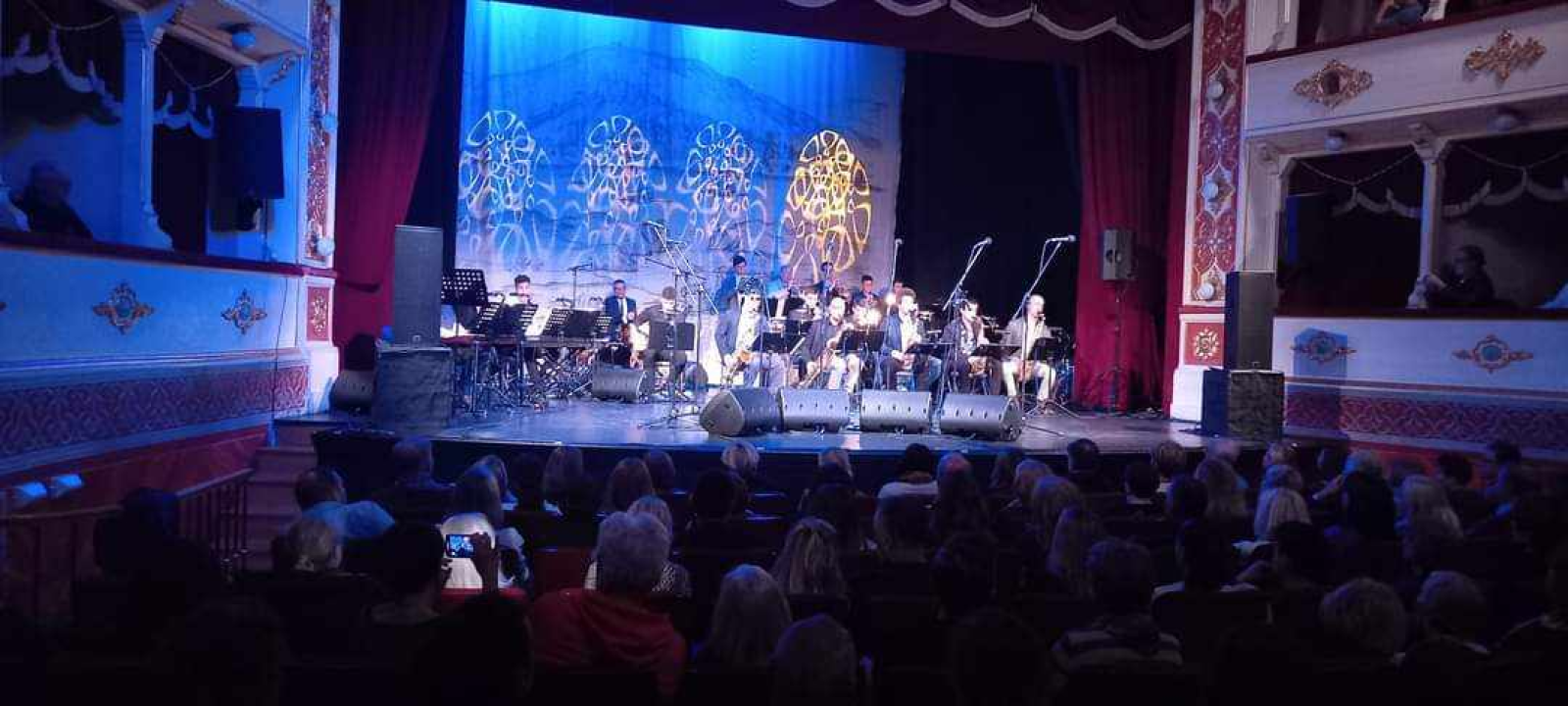 U šibenskom kazalištu održan koncert u spomen na Joška i Tonija: 'Tražila se karta više'