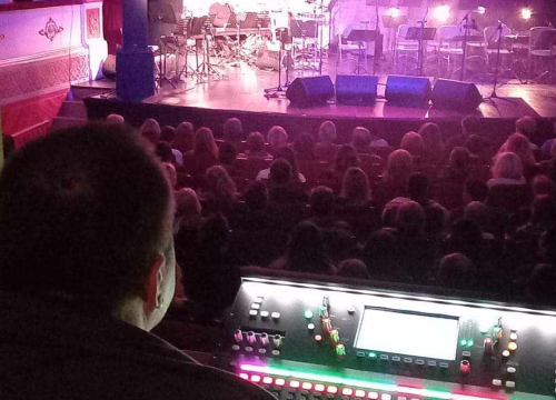 Fotografija 7 - U šibenskom kazalištu održan koncert u spomen na Joška i Tonija: 'Tražila se karta više'