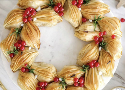 Ovih blagdana umjesto uobičajenog kuglofa isprobajte vijenac od baklave