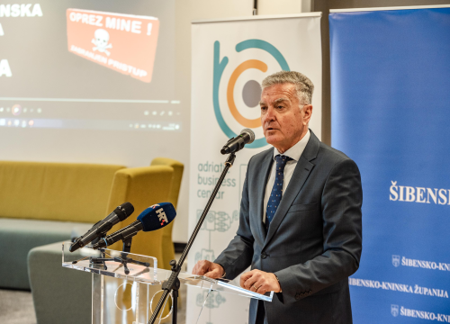 Fotografija 19 - Šibensko-kninska županija oslobođena od mina, župan Jelić: 'S ovim činom smo upravo završili rat'