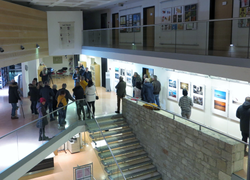 U knjižnici otvorena tradicionalna izložba ‘Čovik, brod more’ Foto kluba Šibenik