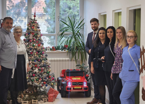Fotografija 7 - Šibenskoj bolnici doniran električni automobil za najmlađe pacijente: 'Ovo će im izmamiti osmijeh na lice'