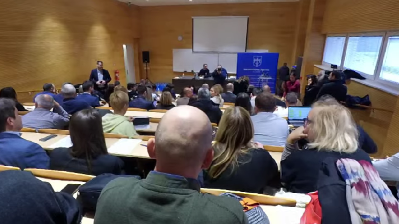 HDZ-ovci se naljutili na Petrinu i Jelića, ne žele doći na tradicionalni božićni domjenak