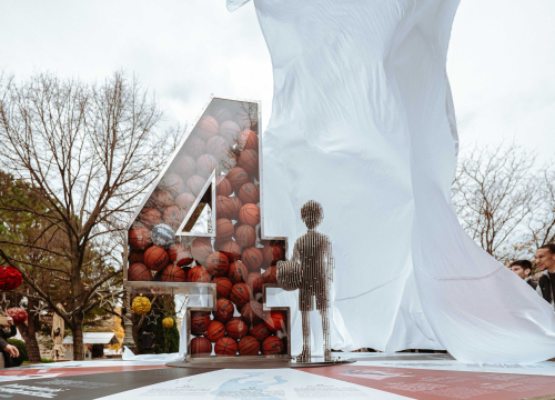 Umjetnička instalacija u spomen na Dražena Petrovića svečano otkrivena u đardinu