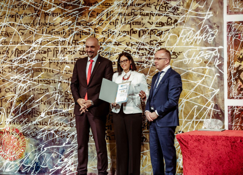 Fotografija 16 - Dodijeljeno 28 Zlatnih boula zaslužnim turističkim djelatnicima u Šibensko-kninskoj županiji