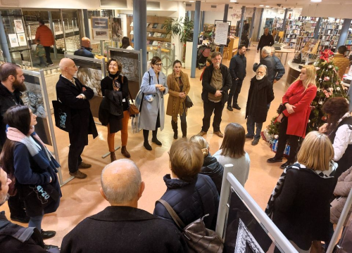 U knjižnici otvorena izložba 'Grga Antunac u kadru suvremenih šibenskih fotografa'