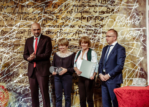 Fotografija 21 - Dodijeljeno 28 Zlatnih boula zaslužnim turističkim djelatnicima u Šibensko-kninskoj županiji