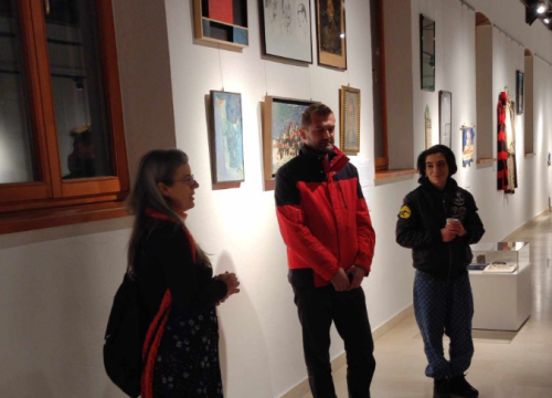 U Kninu otvorena izložba 'Život u gradu'