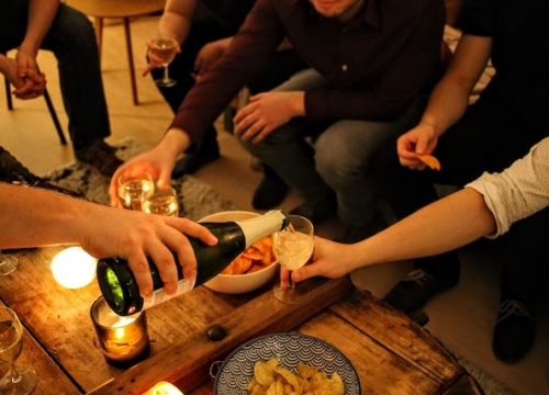 Četiri horoskopska znaka koja će imati najviše razloga za osmijeh ovog Božića