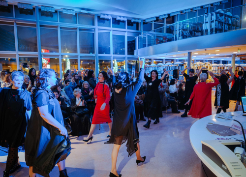 Fotografija 7 - Hrabre Šibenčanke koje su preboljele rak dojke nosile reviju: 'Puno ljepše je ovako se družiti nego u bolnici'