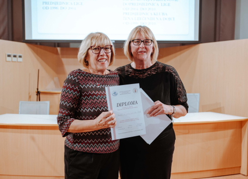 Fotografija 12 - Hrabre Šibenčanke koje su preboljele rak dojke nosile reviju: 'Puno ljepše je ovako se družiti nego u bolnici'