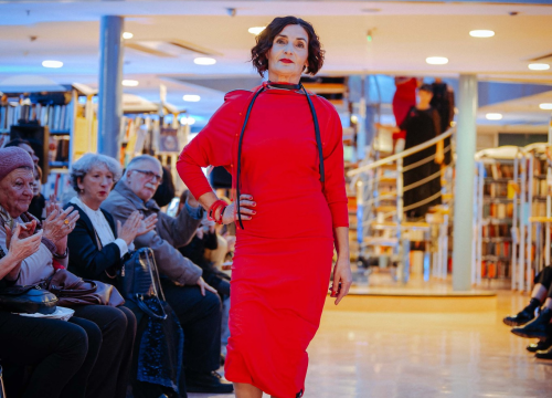 Fotografija 19 - Hrabre Šibenčanke koje su preboljele rak dojke nosile reviju: 'Puno ljepše je ovako se družiti nego u bolnici'