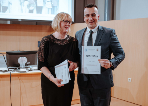 Fotografija 24 - Hrabre Šibenčanke koje su preboljele rak dojke nosile reviju: 'Puno ljepše je ovako se družiti nego u bolnici'