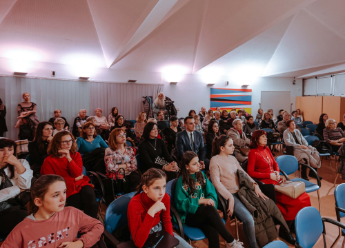 Fotografija 26 - Hrabre Šibenčanke koje su preboljele rak dojke nosile reviju: 'Puno ljepše je ovako se družiti nego u bolnici'