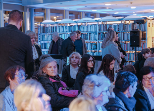 Fotografija 27 - Hrabre Šibenčanke koje su preboljele rak dojke nosile reviju: 'Puno ljepše je ovako se družiti nego u bolnici'