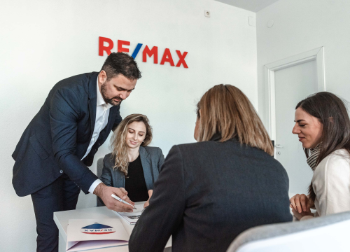 Fotografija 11 - Agencija za nekretnine RE/MAX Domani ima novu poslovnicu u Vodicama!