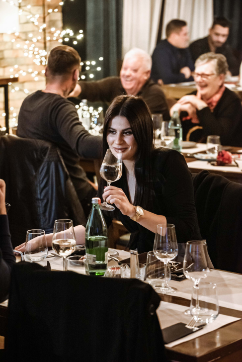 Posjetite novootvoreni Pirun Grill & Bar i uživajte u sočnim jelima s roštilja!