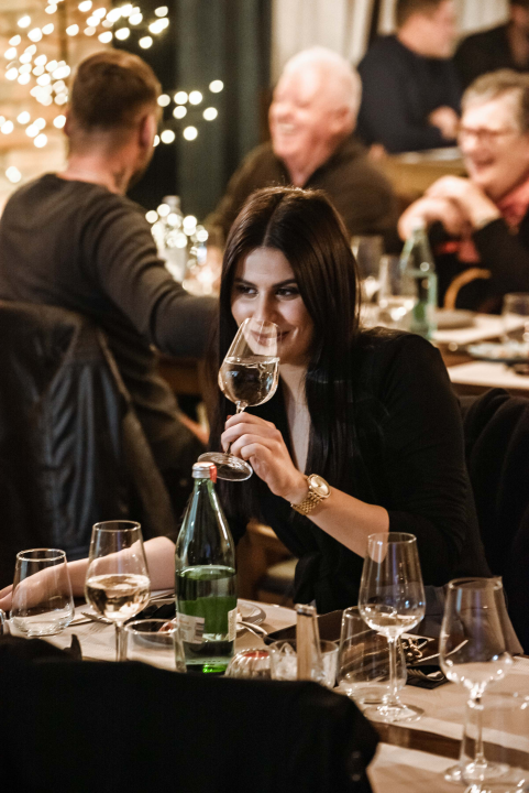 Posjetite novootvoreni Pirun Grill & Bar i uživajte u sočnim jelima s roštilja!