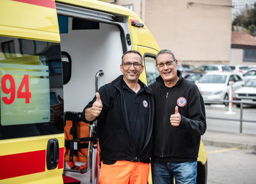 Fotografija 2 - Šibenska Hitna dobila novo vozilo: 'Naš vozni park je sad sigurniji za pacijente i djelatnike'