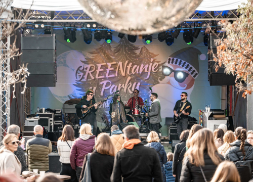 'Jedinstveni spoj starosti i neiskustva': Teke Yeke rasplesali sve u Parkiću