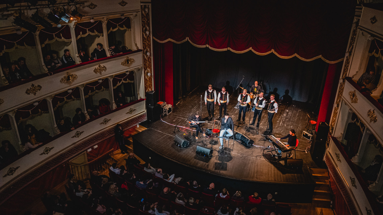 Na Šubićevcu predstavljanje knjige 'Da te mogu pismom zvati'