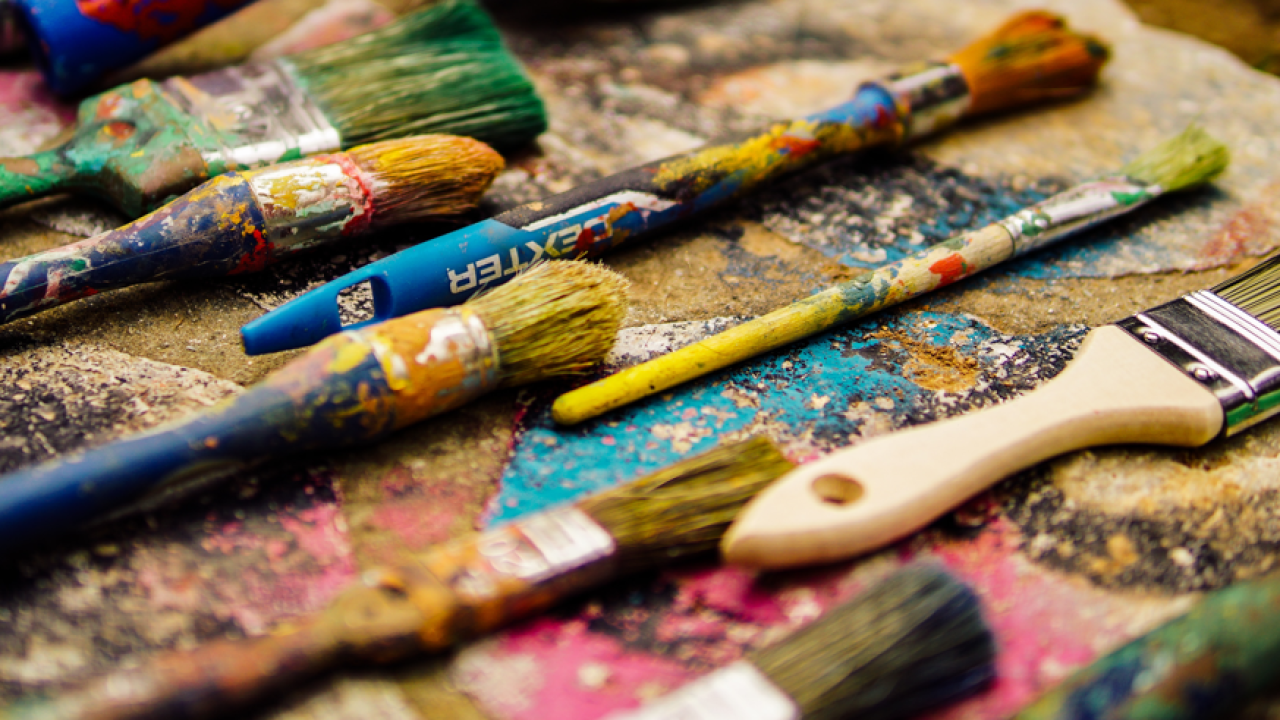 Tri horoskopska znaka koja pod hitno moraju pronaći novi hobi