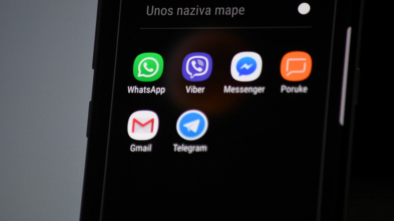 Kada bi dijete trebalo dobiti prvi mobitel? Vjerojatno puno kasnije nego što mislite