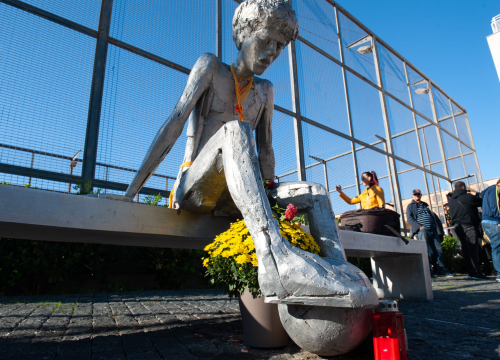 Predstava o liku i djelu 'našeg malog' Dražena Petrovića u šibenskom kazalištu