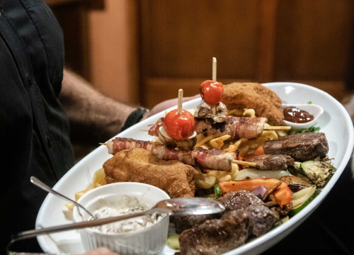 Fotografija 11 - Provedite nezaboravne trenutke uz ukusne delicije u konobi Brošćica!