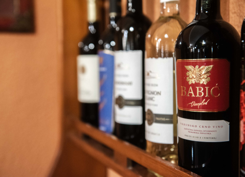 Fotografija 14 - Provedite nezaboravne trenutke uz ukusne delicije u konobi Brošćica!