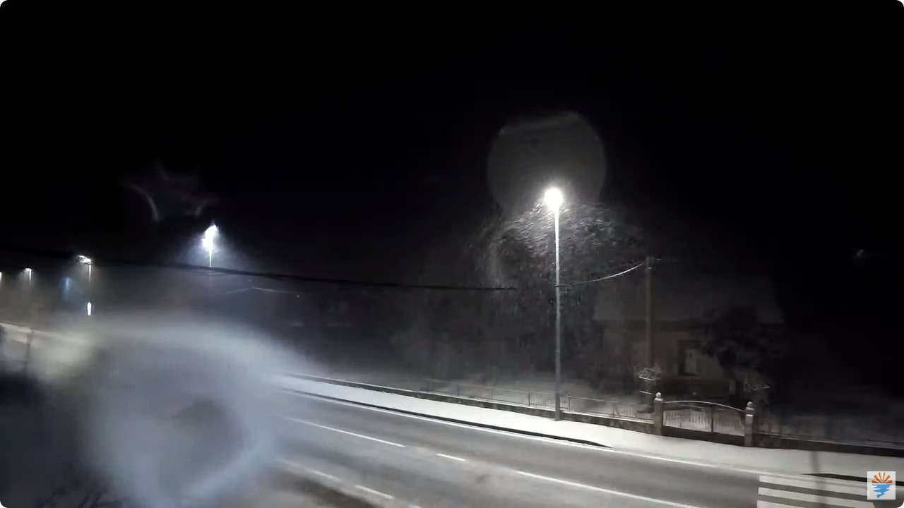 Zabijelio se Knin, a snijeg pada i u Kijevu