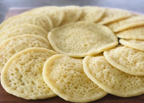 Palačinke s tisuću rupica koje se rade bez jaja i mlijeka