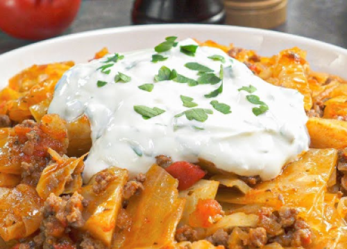 Gulaš od mljevenog mesa i kupusa koji morate probati