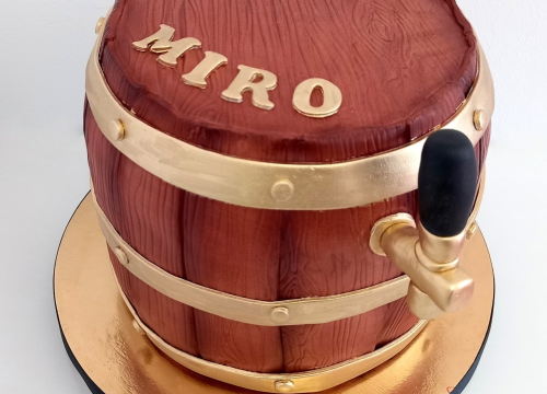 Fotografija 5 - Josipa je ekonomiju zamijenila slastičarstvom i ljubav prema tortama pretvorila u posao: 'Obitelj mi je najveća podrška'