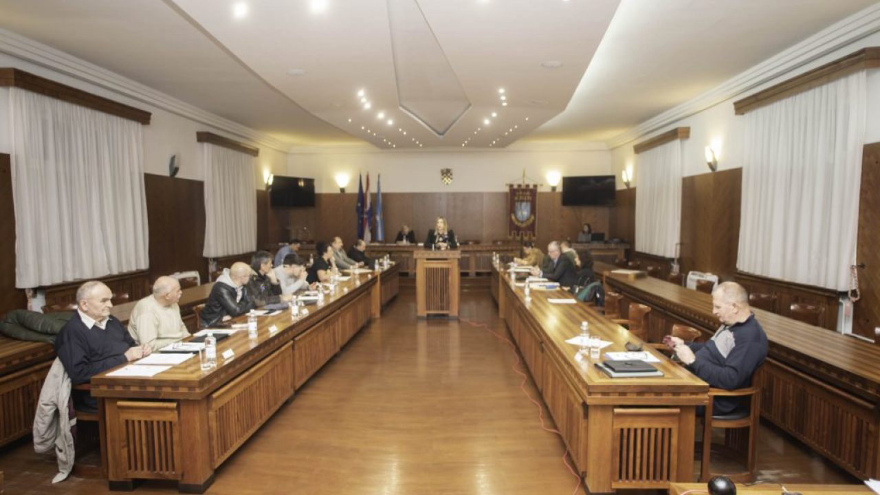 Gradsko vijeće Knina odbilo pripajanje Komunalnog poduzeća šibenskom Vodovodu i odvodnji