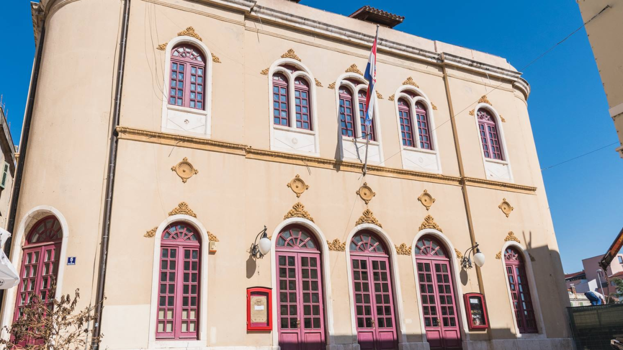 Ove subote koncert 'Pojačaj radio' Nataše Cvitan i benda