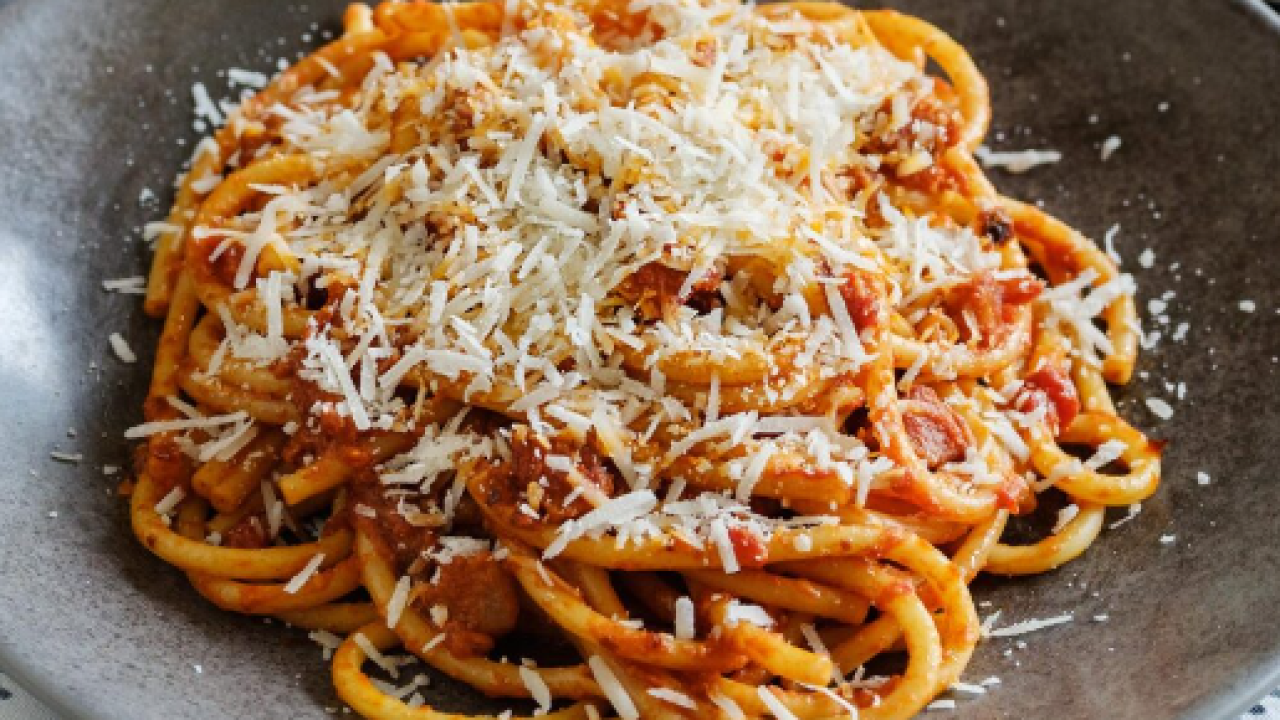 Špageti s prženim lješnjacima oduševit će i najosjetljivija nepca