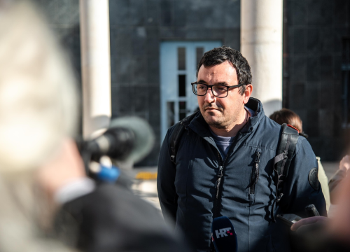 Fotografija 19 - Kaprijani ne odustaju, prosvjedovali ispred gradske uprave: 'Postali smo otok-slučaj radi par usijanih glava'